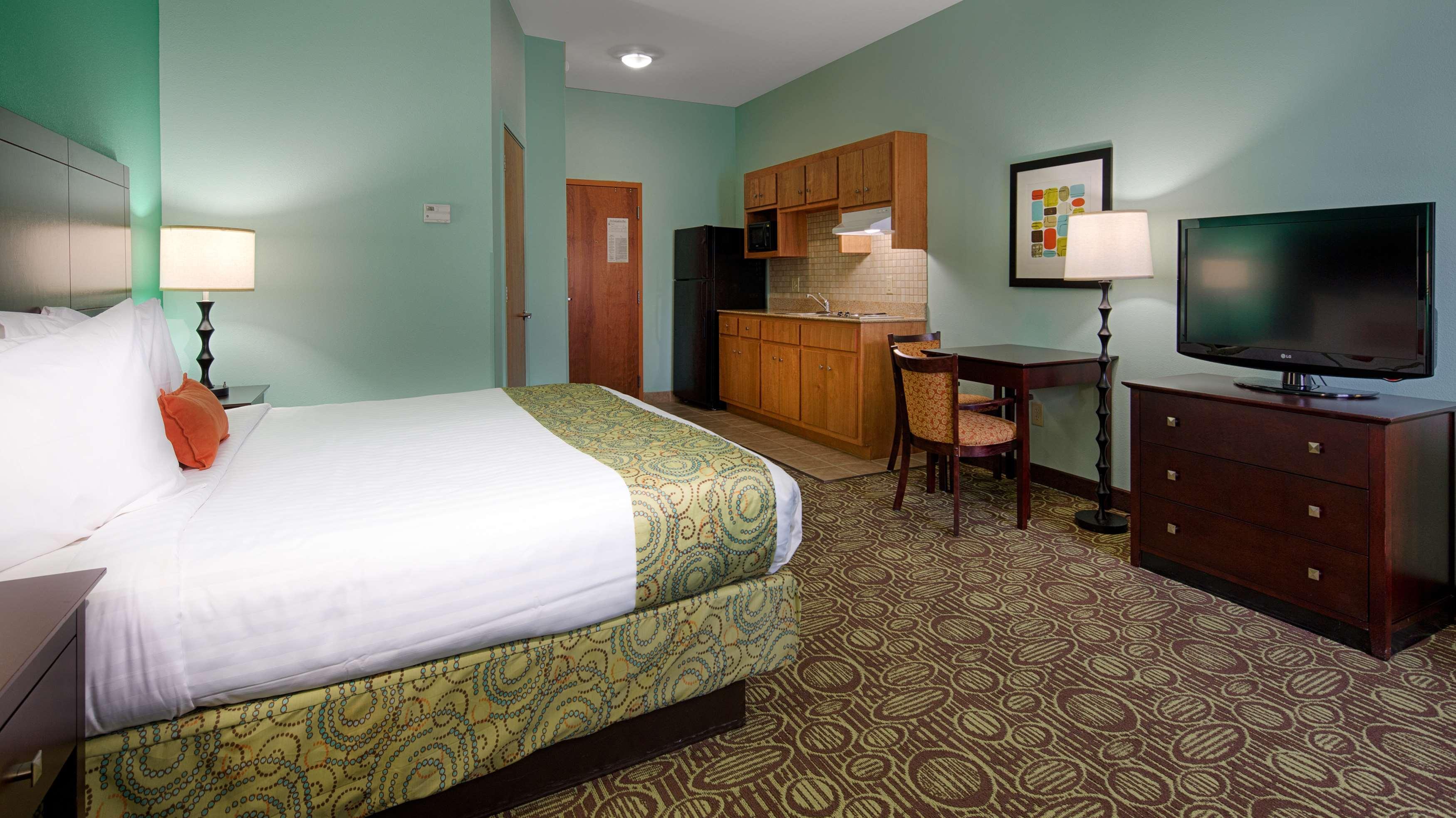 Best Western Plus Glen Allen Inn Esterno foto
