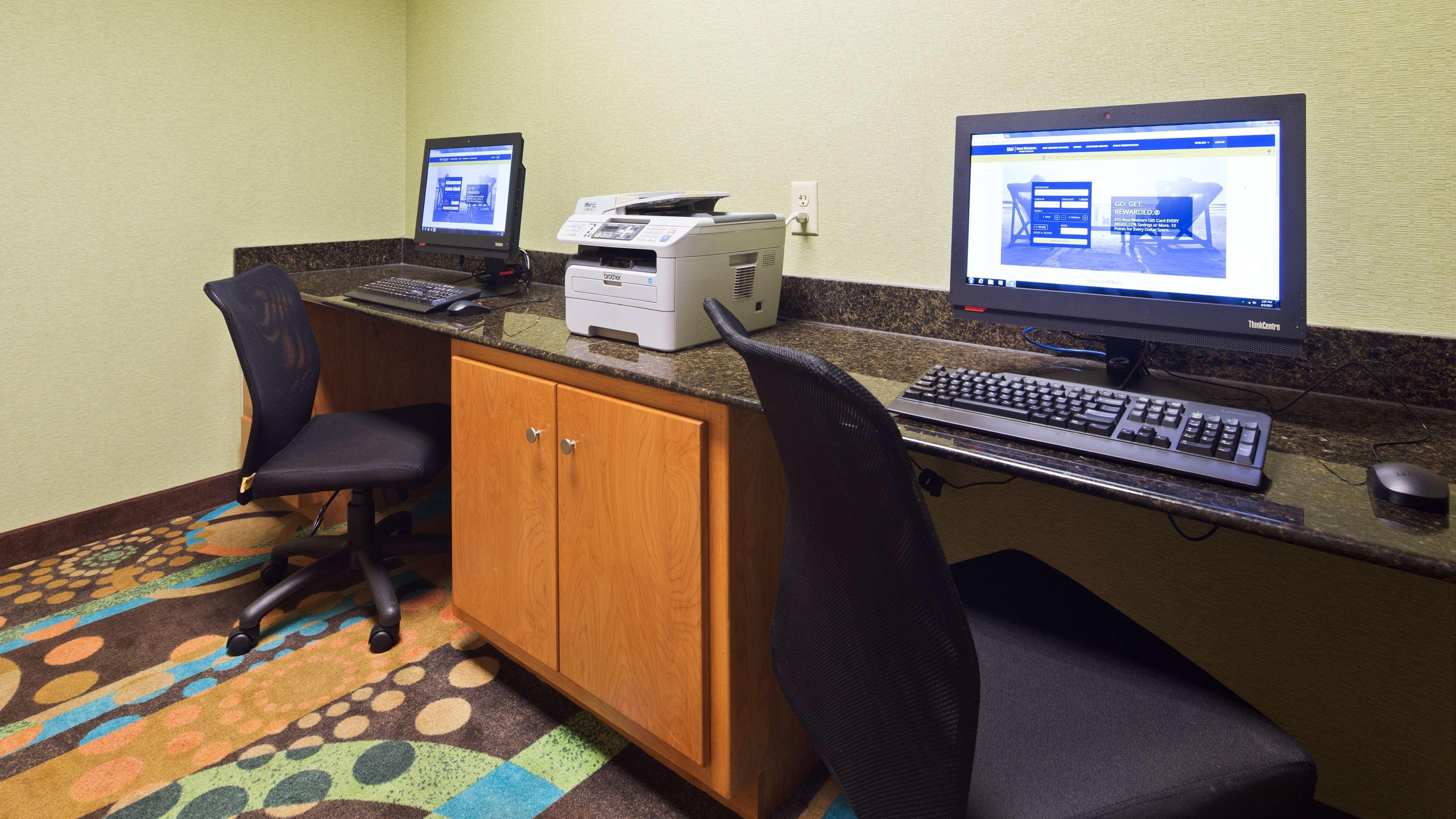 Best Western Plus Glen Allen Inn Esterno foto