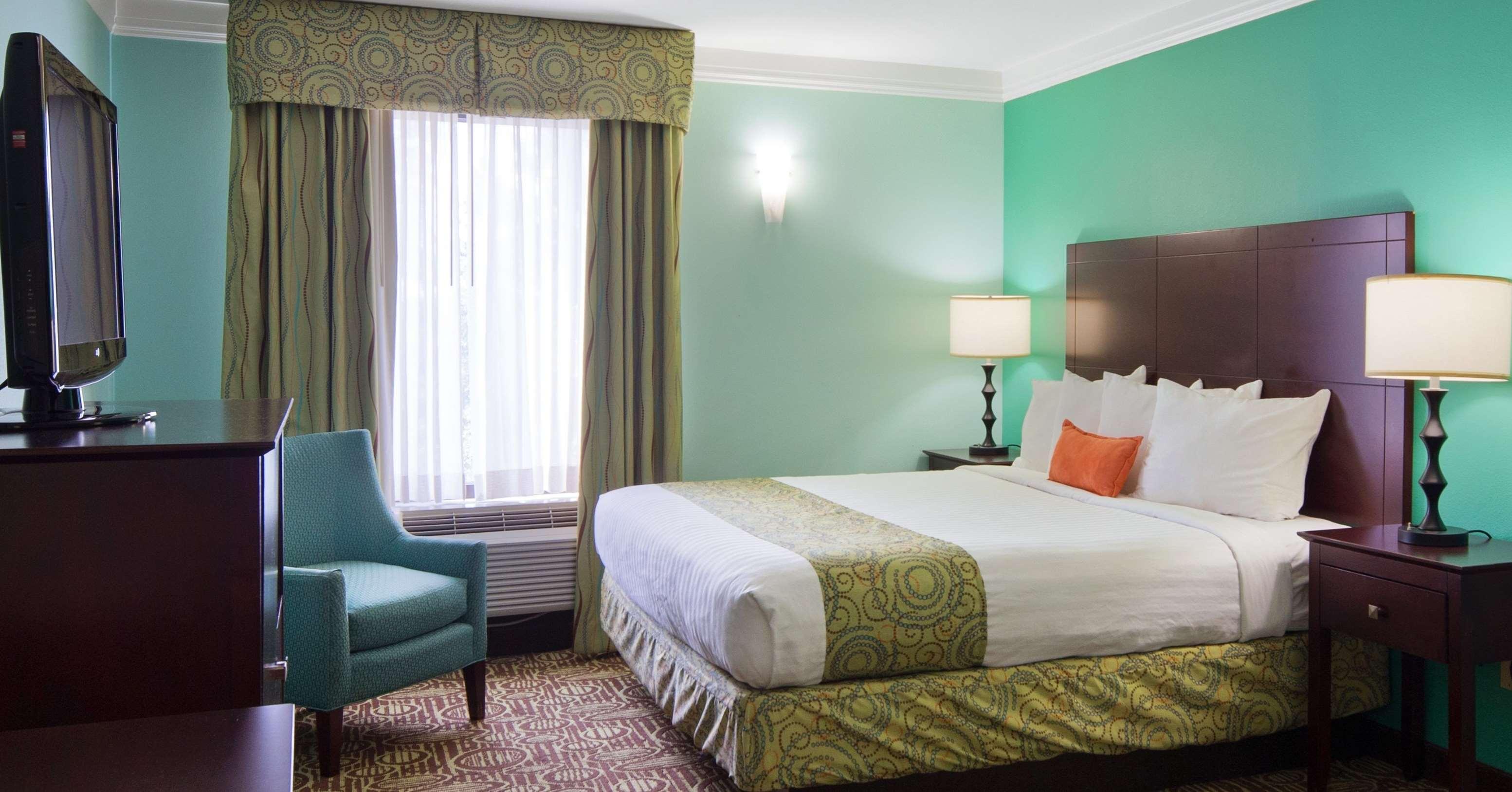 Best Western Plus Glen Allen Inn Esterno foto
