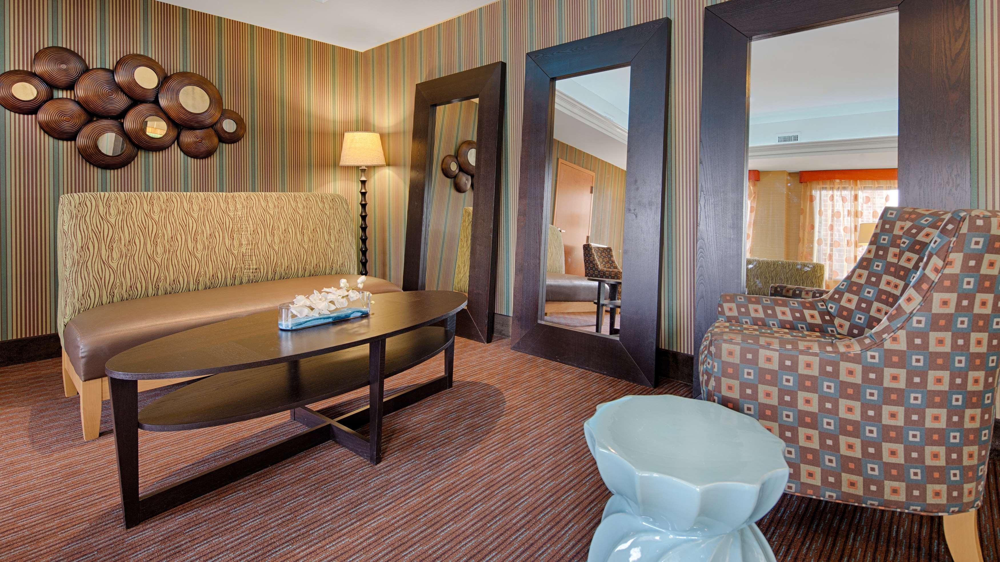 Best Western Plus Glen Allen Inn Esterno foto