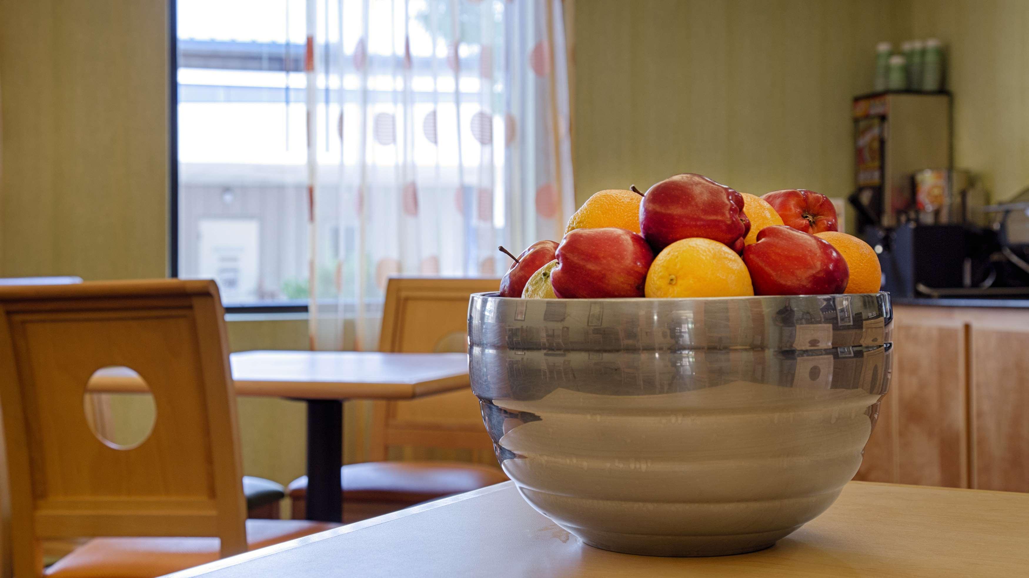 Best Western Plus Glen Allen Inn Esterno foto