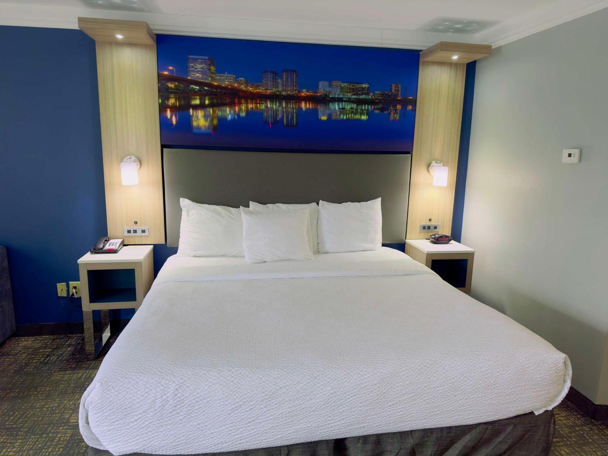Best Western Plus Glen Allen Inn Esterno foto