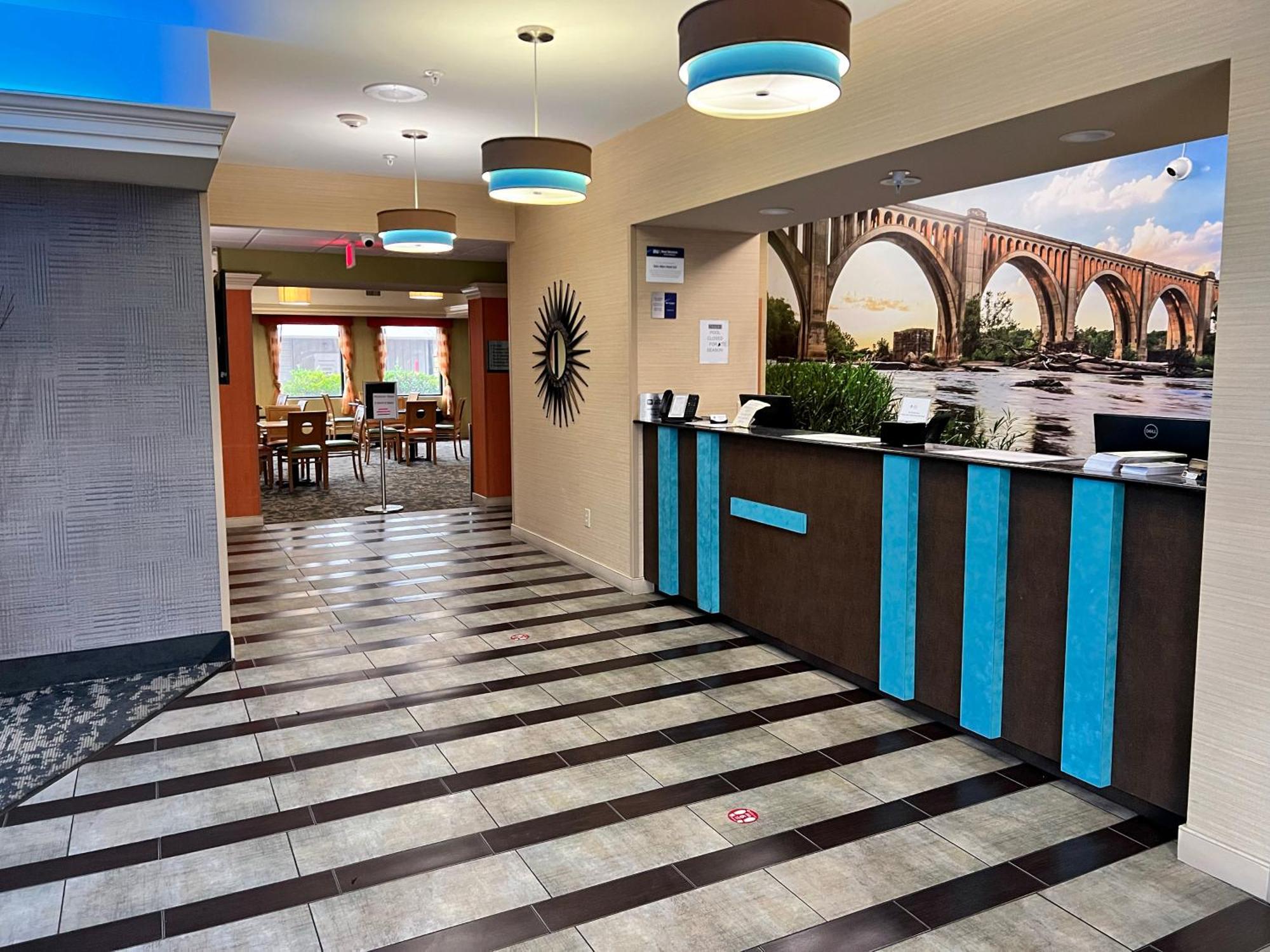 Best Western Plus Glen Allen Inn Esterno foto