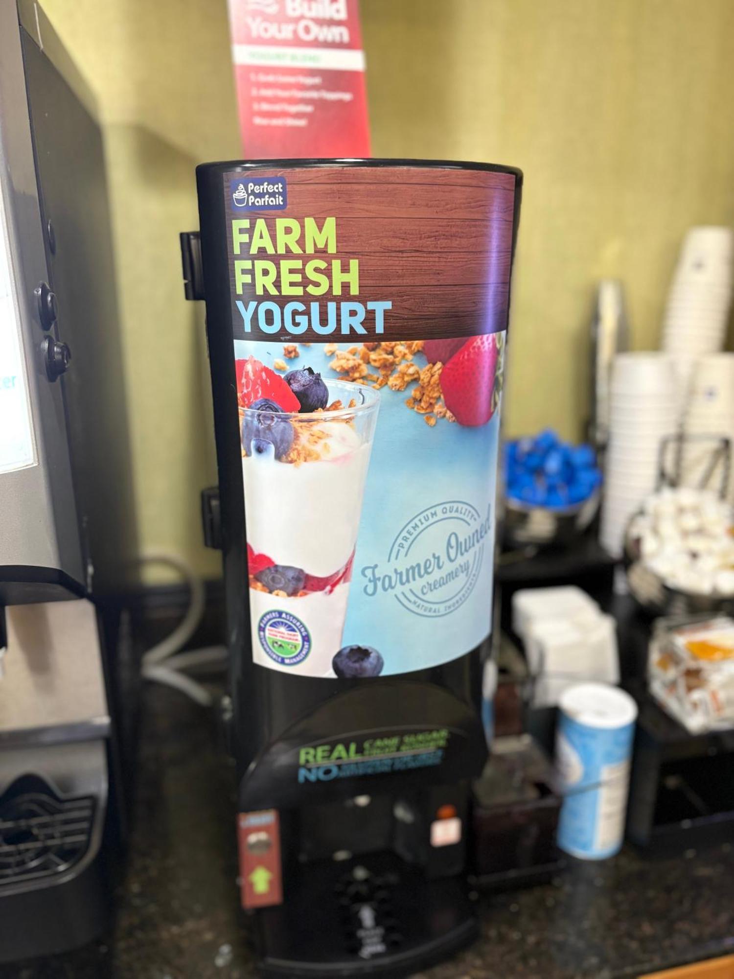 Best Western Plus Glen Allen Inn Esterno foto